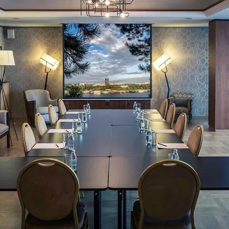 Hotel Mercure Excelsior